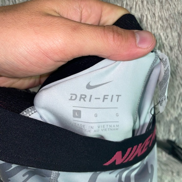 Nike Pro Leggings Grey Camo Size Large - Picture 3 of 4
